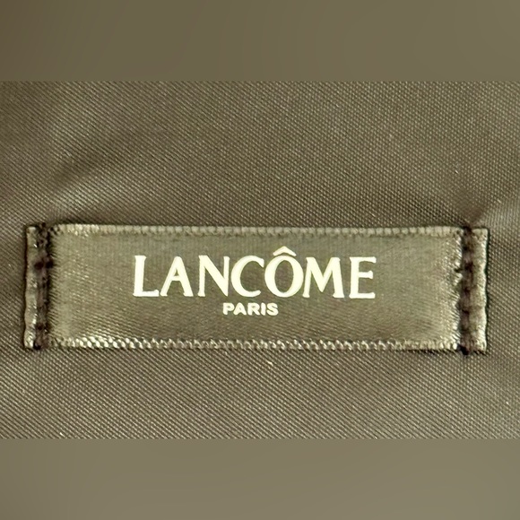 NWOT Lancôme Makeup Case - Picture 7 of 12
